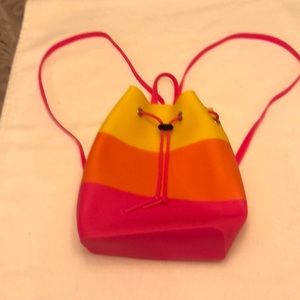 🖤mini rubber backpack